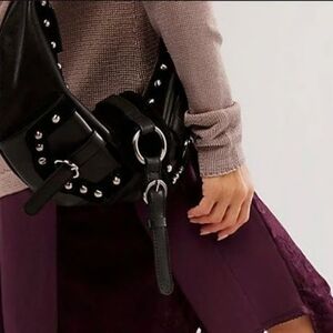 Free People Hidden Hills Sling Bag Purse ( Black )